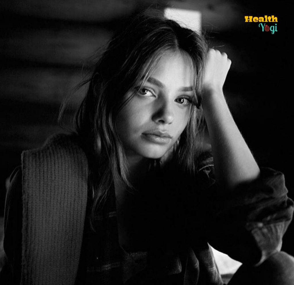 Kristine Froseth images