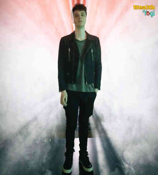 Daniel Howell Workout Routine and Diet Plan Daniel Howell Workout Routine and Diet Plan